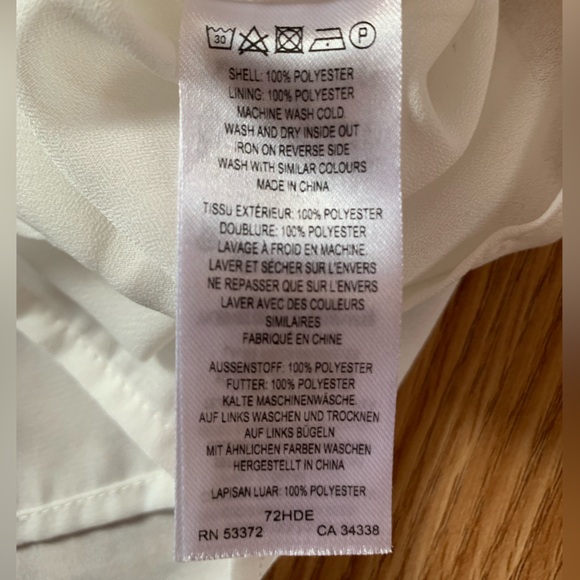 French Connection off the shoulder flowy top - Picture 4 of 4